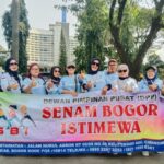 Pembagian 200 Paket Takjil oleh Srikandi Senam Bogor Istimewa(SBI) di Setu Cibinong Berjalan Kondusif