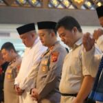 Bupati Bogor Bersama Kapolres Monitoring Keberangkatan 115 Bus Pekerja Dalam Rangka May Day 2026 Di Monas