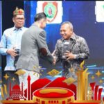 Rudy Susmanto Terima Penghargaan Digital Innovation Award Lewat “Lapor Pak Bupati”   